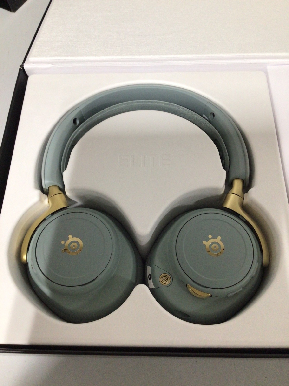 Steelseries Arctis Nova Elite Wireless Gaming Headset