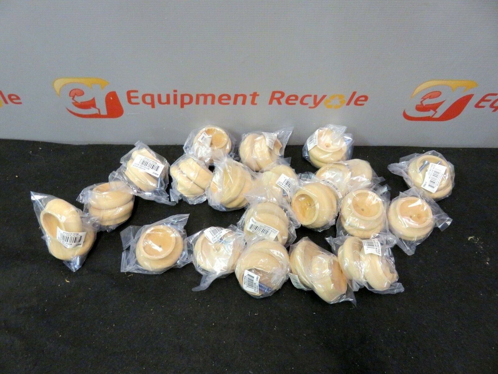Ultra Hardware 69010 Socket Closet Pole Wood 2.5" Natural New Lot of 20 Sets.