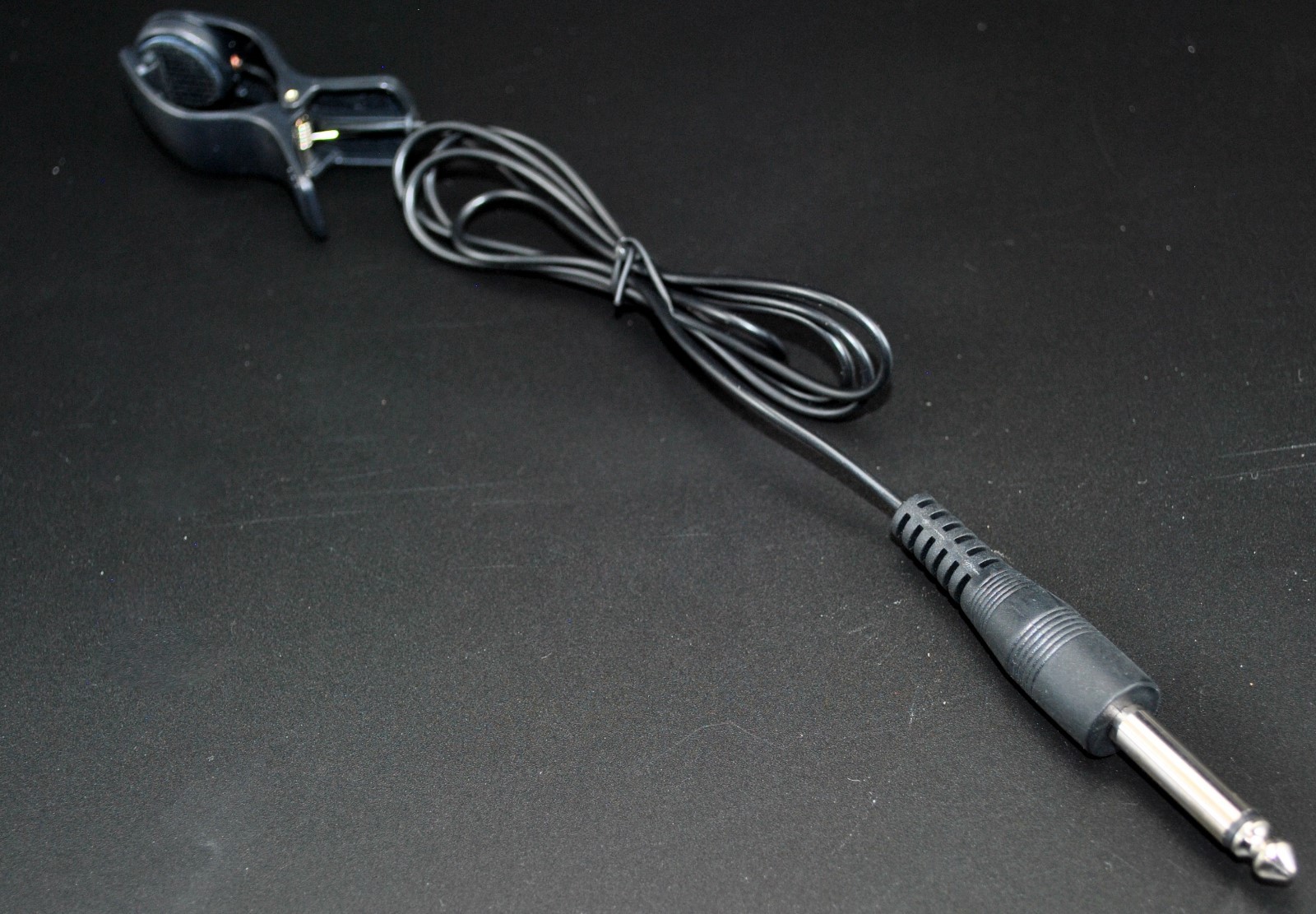 Pick up cable for tuning or recording guitars violins mandolin