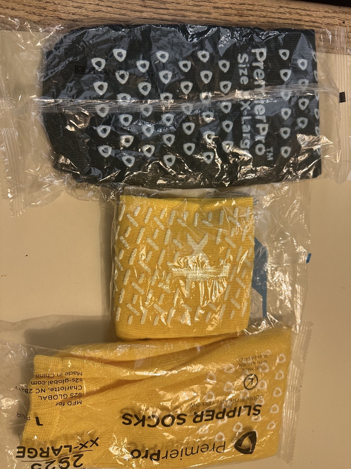 XXL and L Pro Slipper Medical No Slip Skid Socks