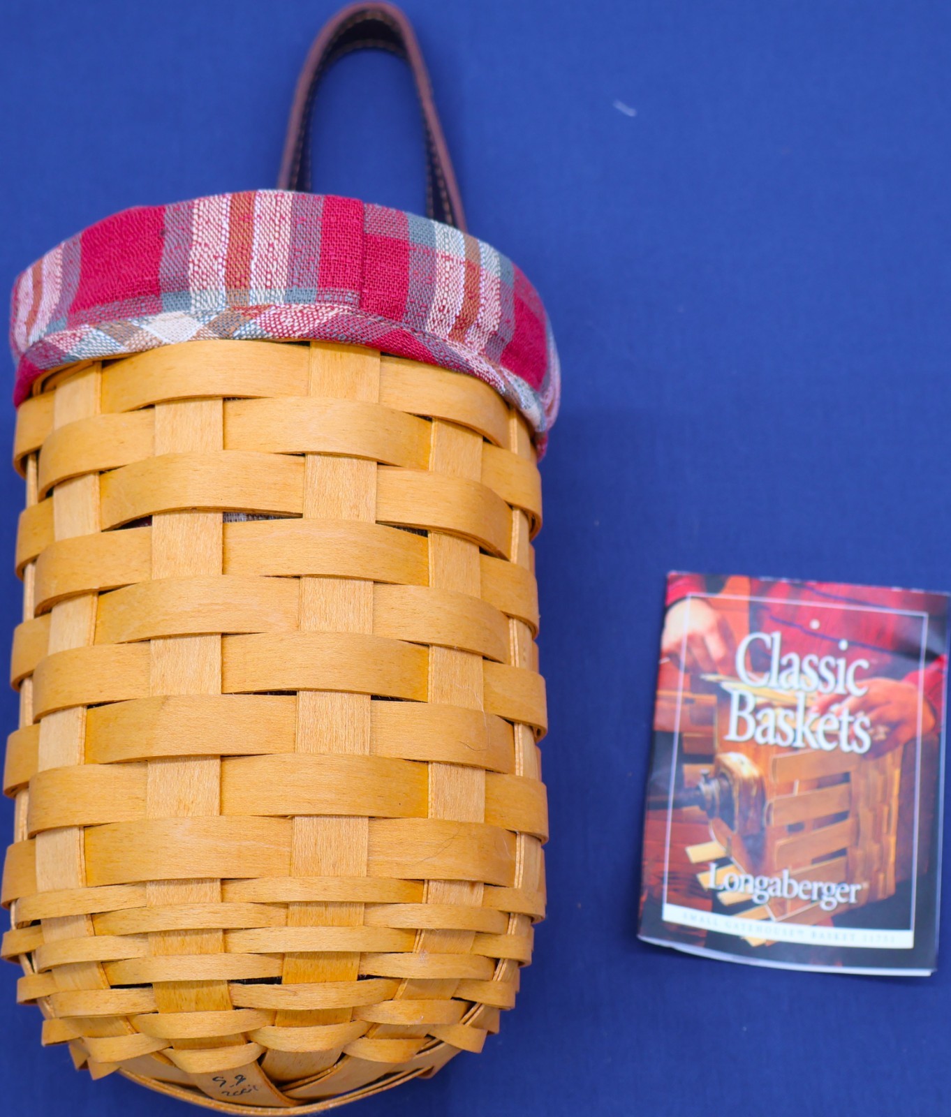 Longaberger 2001 Small Gatehouse Basket 11751 Liner Booklet