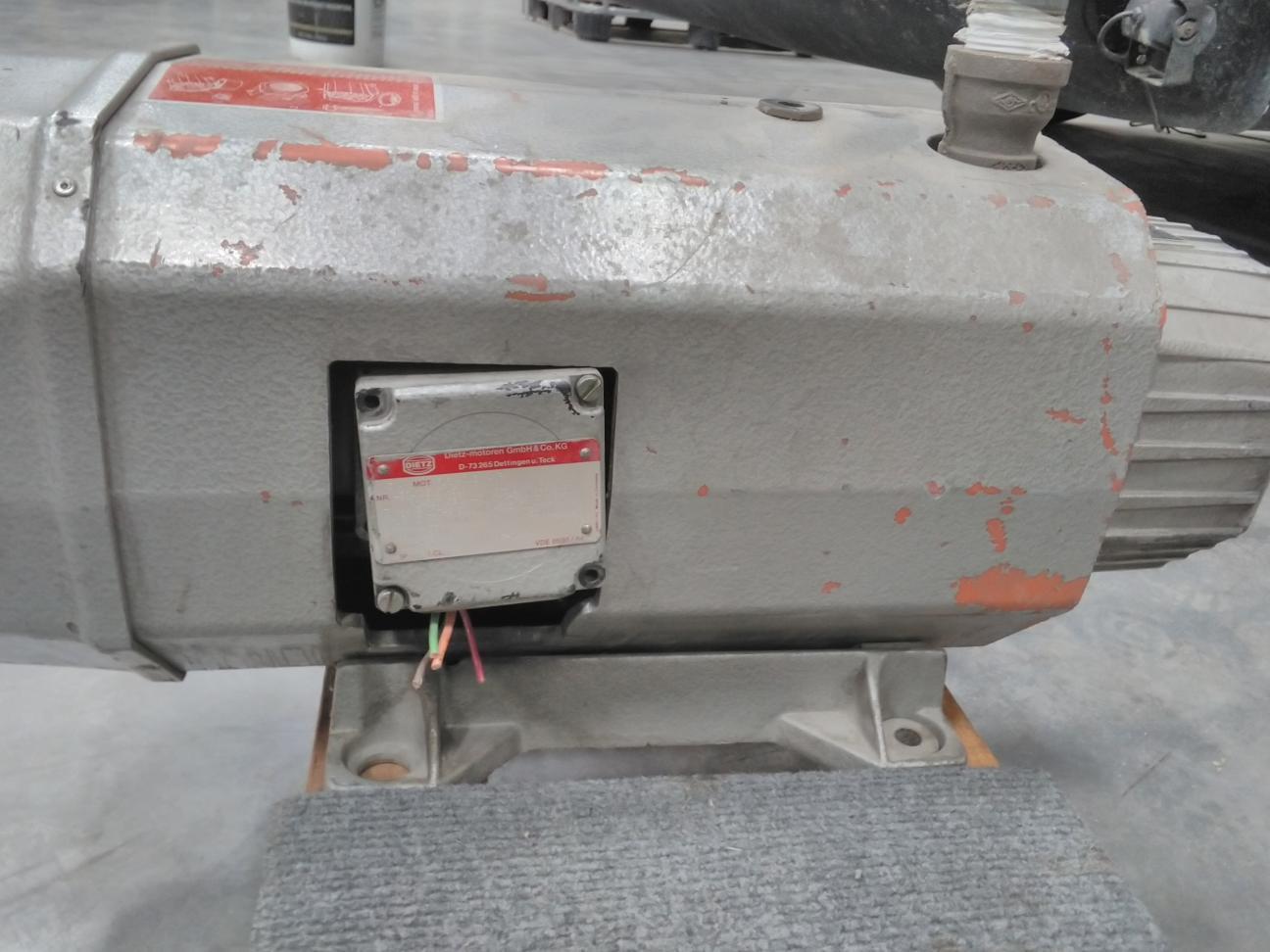 Becker Vacuum Pumps Compressor D-42279, Type: T 3. 40 DSK(78-186-2.75)