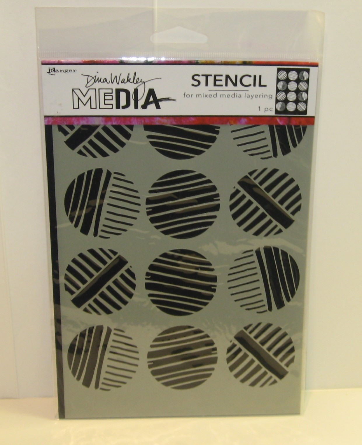 DINA WAKLEY MEDIA #MDS74878 LINED CIRCLES STENCIL