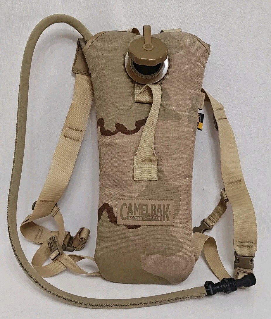 Camelbak Thermobak 2L Desert Camouflage Brown Tan Hydration Pack Hiking Outdoors