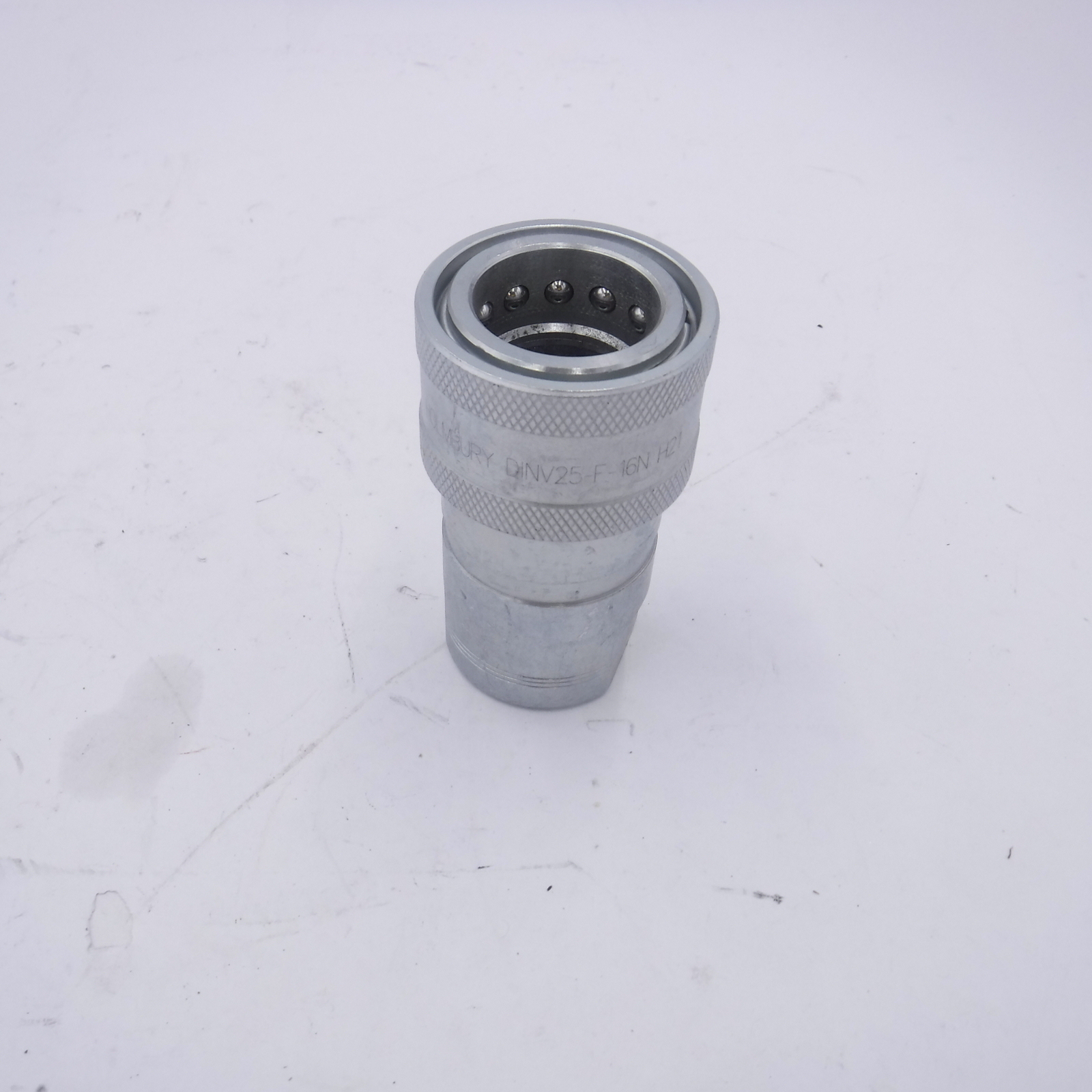 Holmbury DINV25-F-16N Carbon Steel 1" Quick Coupling Disconnect