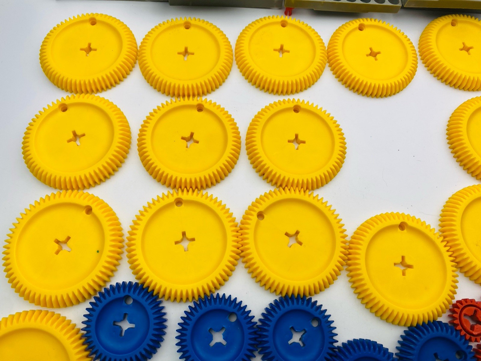 Thames & Kosmos Replacement Gears & Pieces – Rare STEM Educational Toys