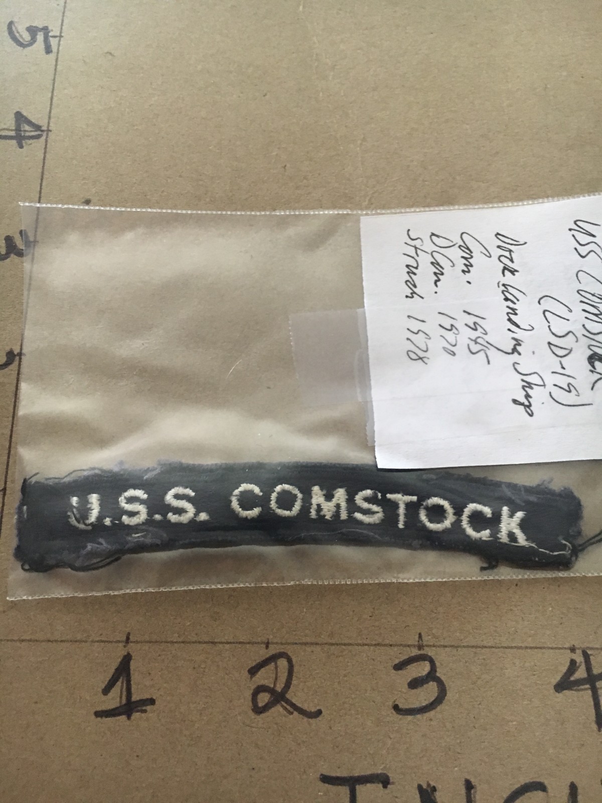 US NAVY SHOULDER STRIP TAB *** rocker *** Patch USS Comstock