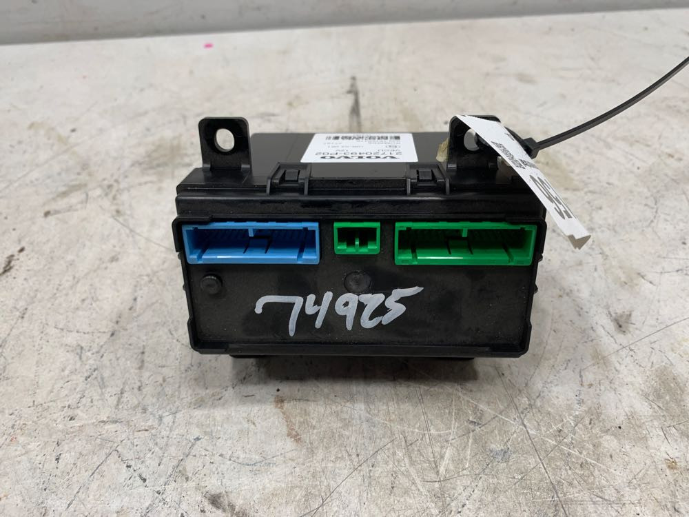 2016 Common Powertrain Control Module 21720493P02 for Volvo VNL (586-10156)