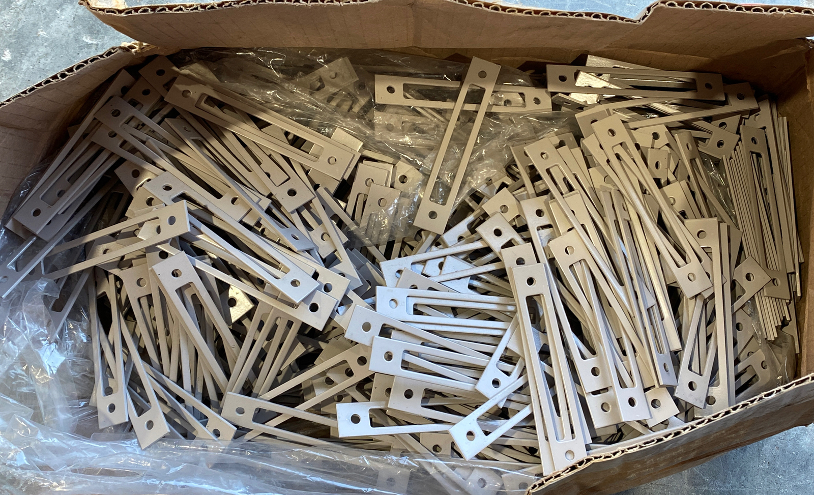 Amesbury Truth ￼metal Brackets New
