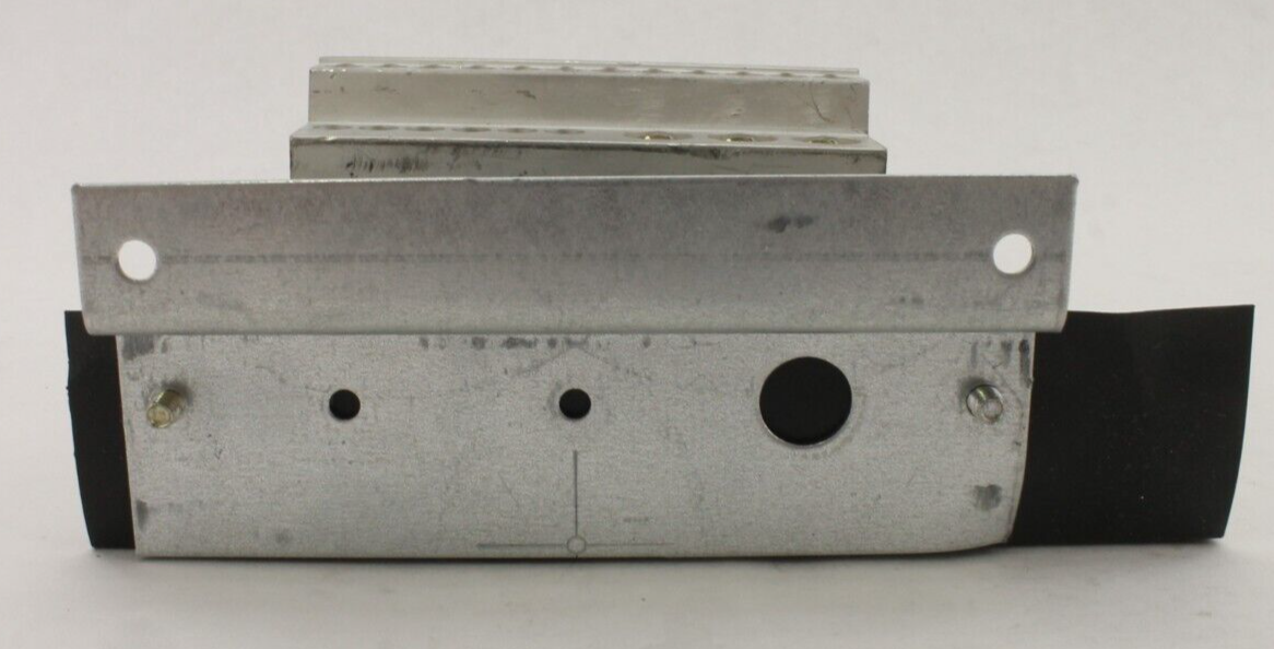 GE DEH40290 Extruded Grounds Kit