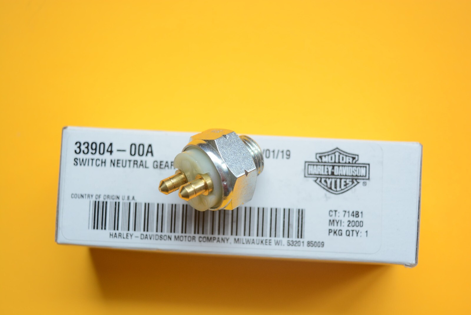 HARLEY NEW OEM NEUTRAL SWITCH  2000-2005 SOFTAIL  DYNA  TOURING 33904-00A USA