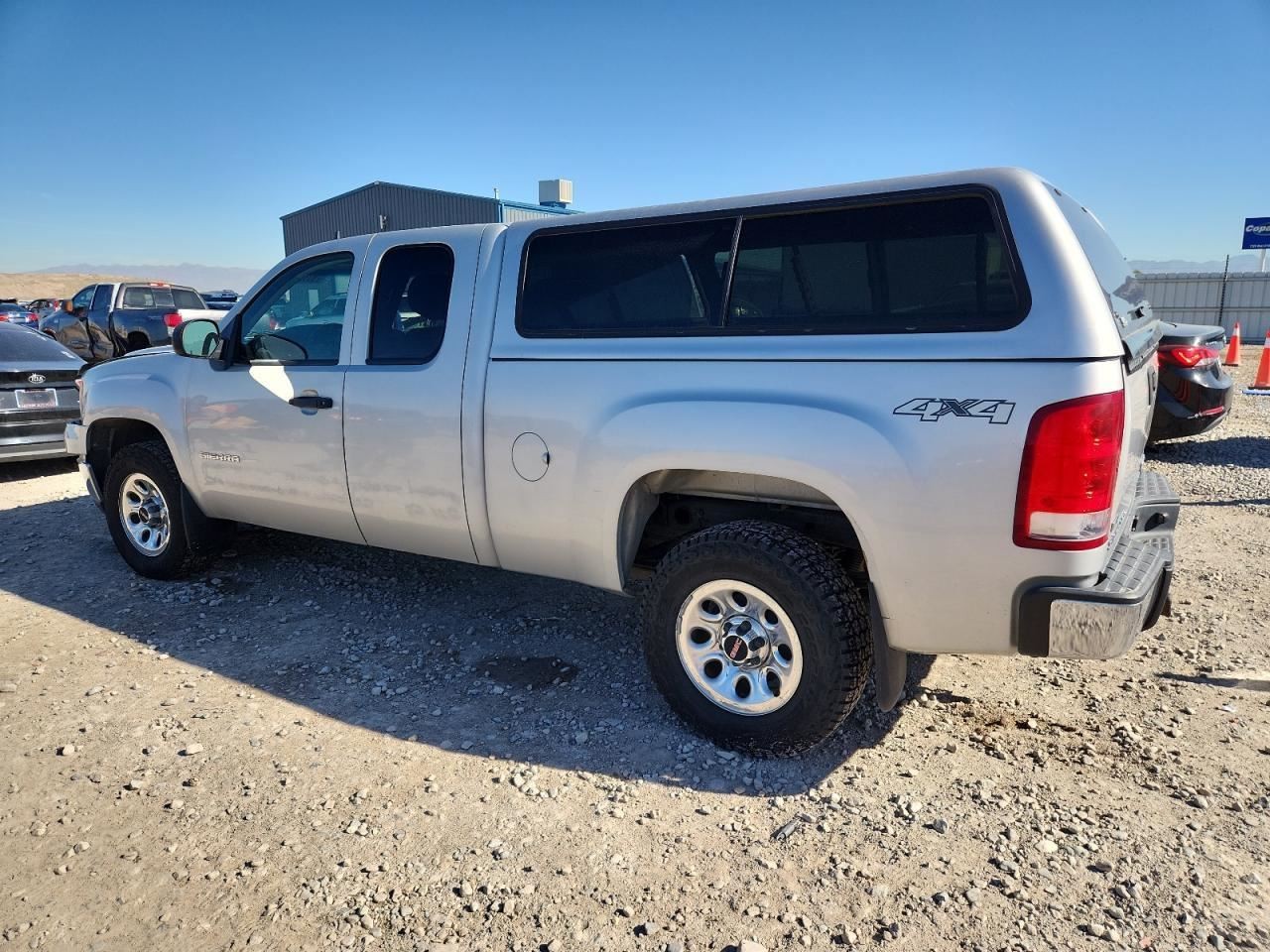Passenger Right Front Spindle/Knuckle Fits 07-14 ESCALADE 2530588
