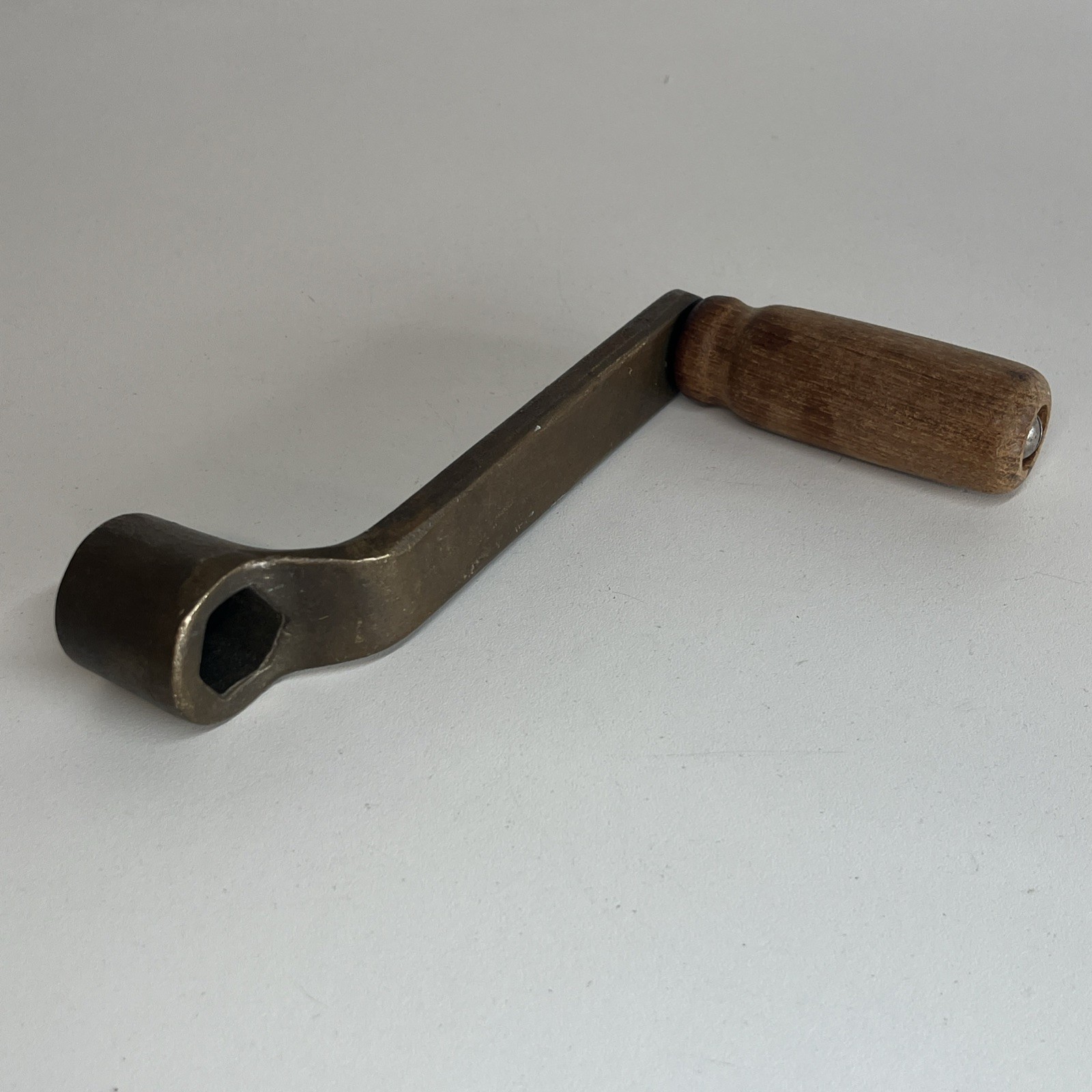 Bronze Winch Handle Hexagonal 1" Female