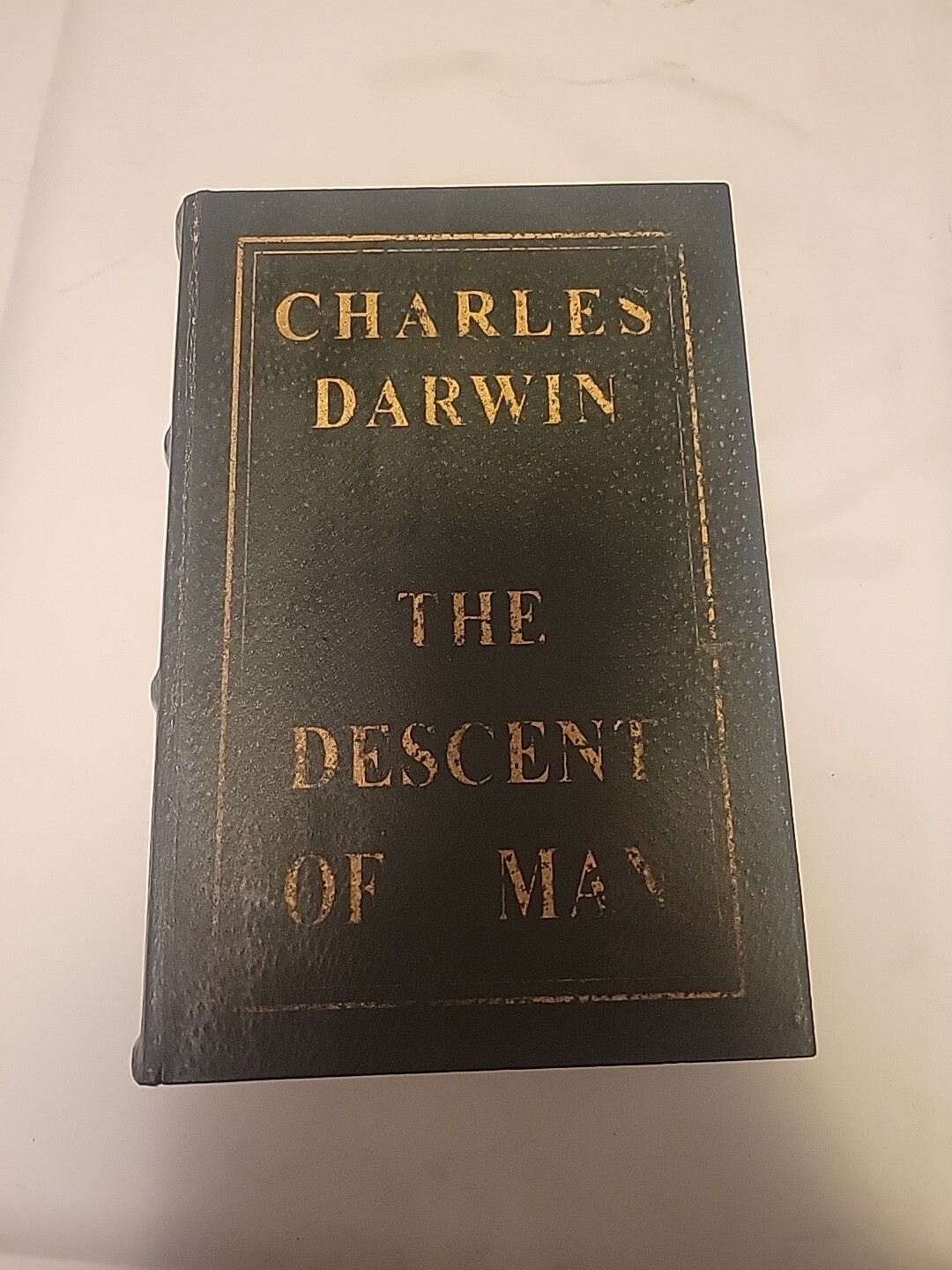 Hidden Secret Storage Book Charles Darwin The Descent Of Man Green Jewelry Money