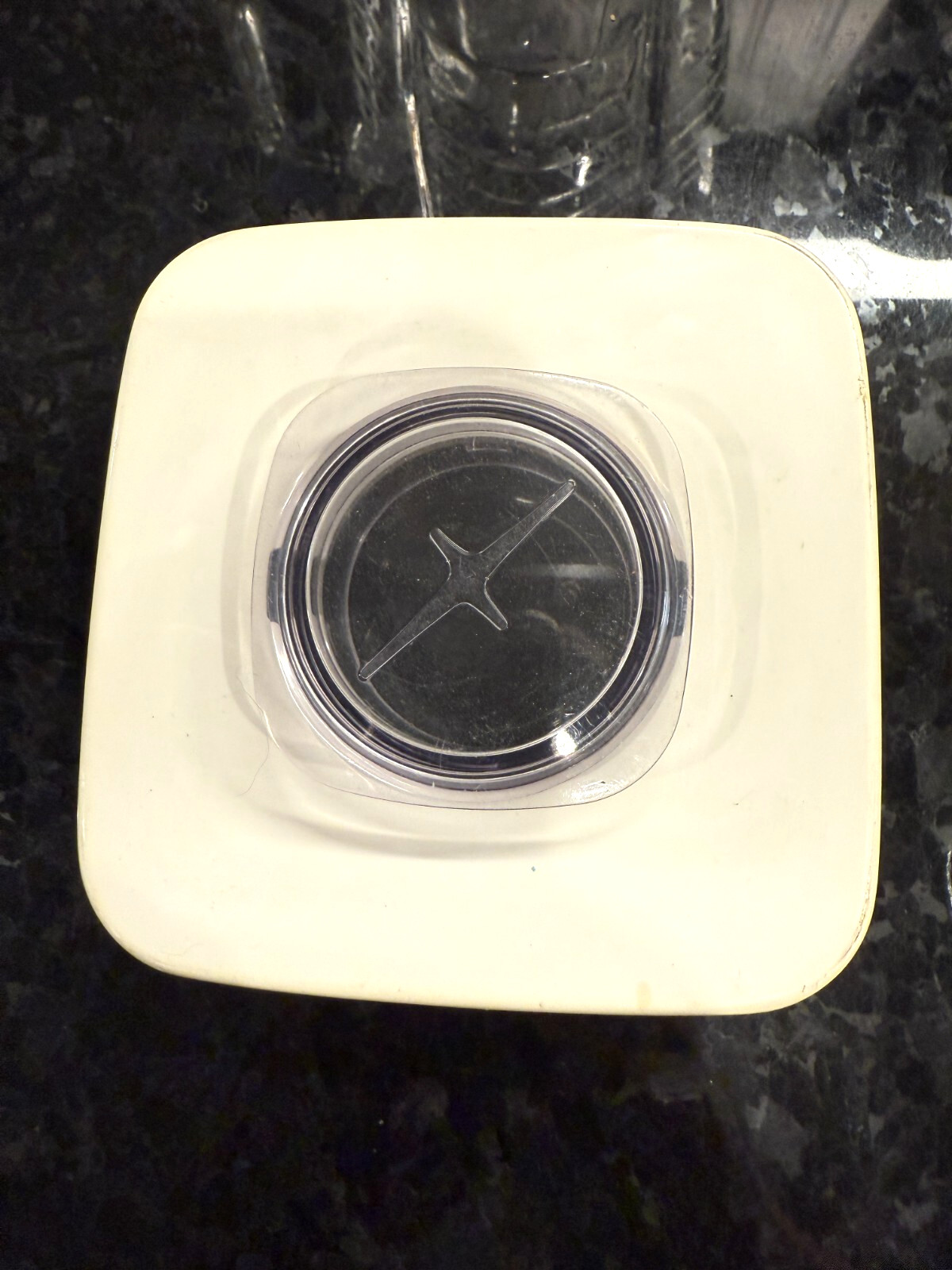 LID ONLY Oster Osterizer Replacement Part (fits 5 Cup Glass Blender )