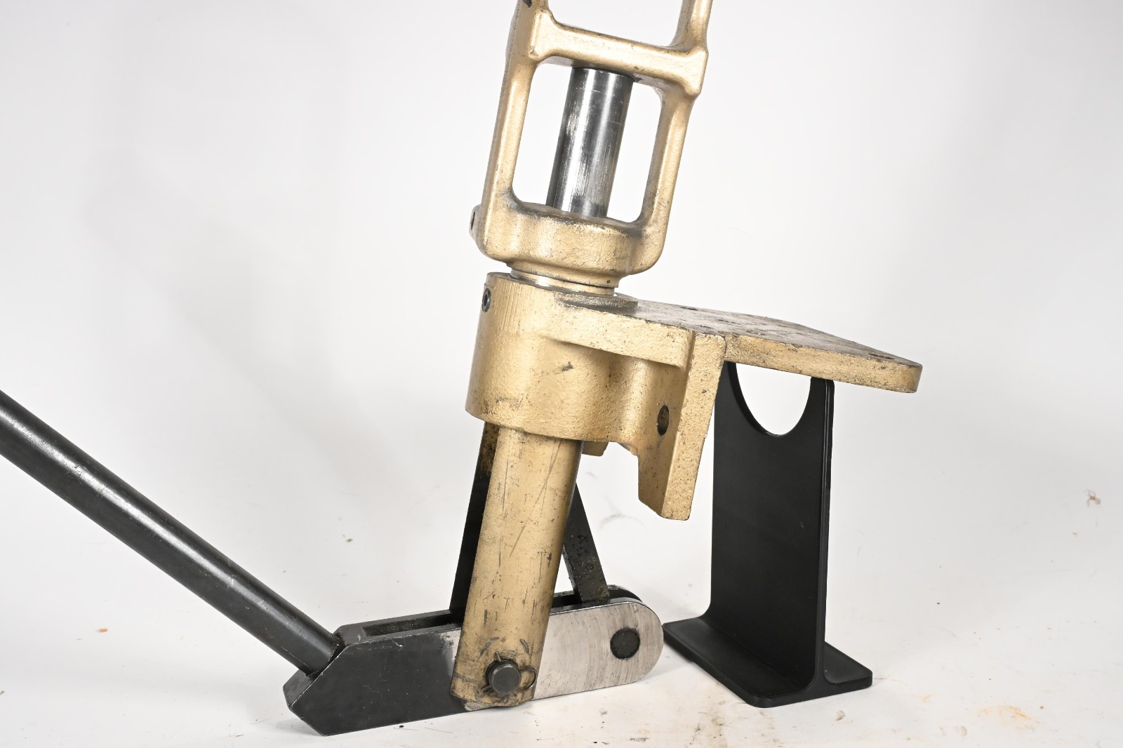 Savage Straight 8 Reloading Press w/ Small Primer Arm