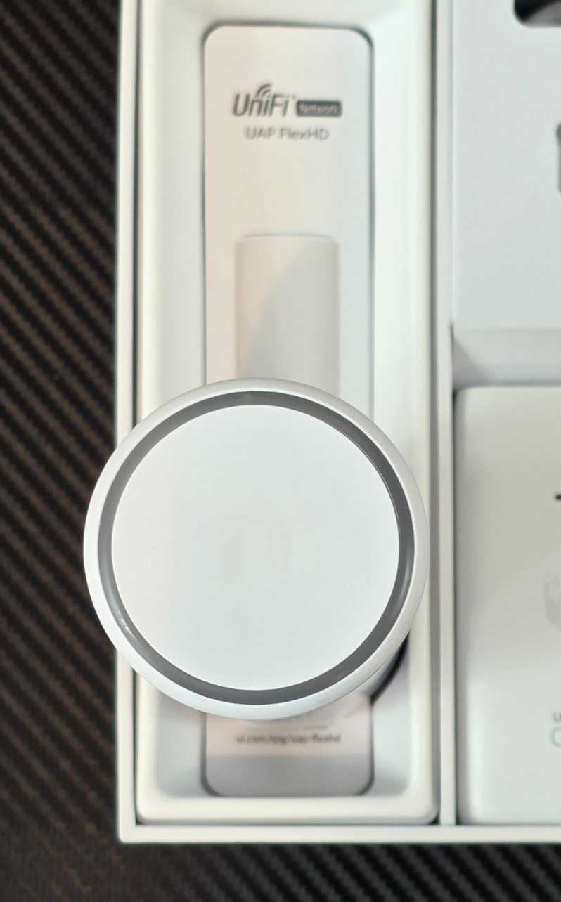 Ubiquiti Networks UniFi FlexHD Access Point (UAP-FlexHD-US)