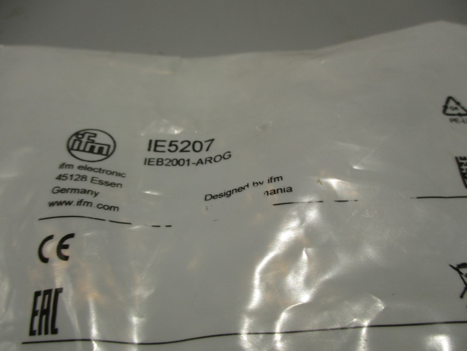 NEW IFM IE5207 INDUCTIVE PROXIMITY SENSOR