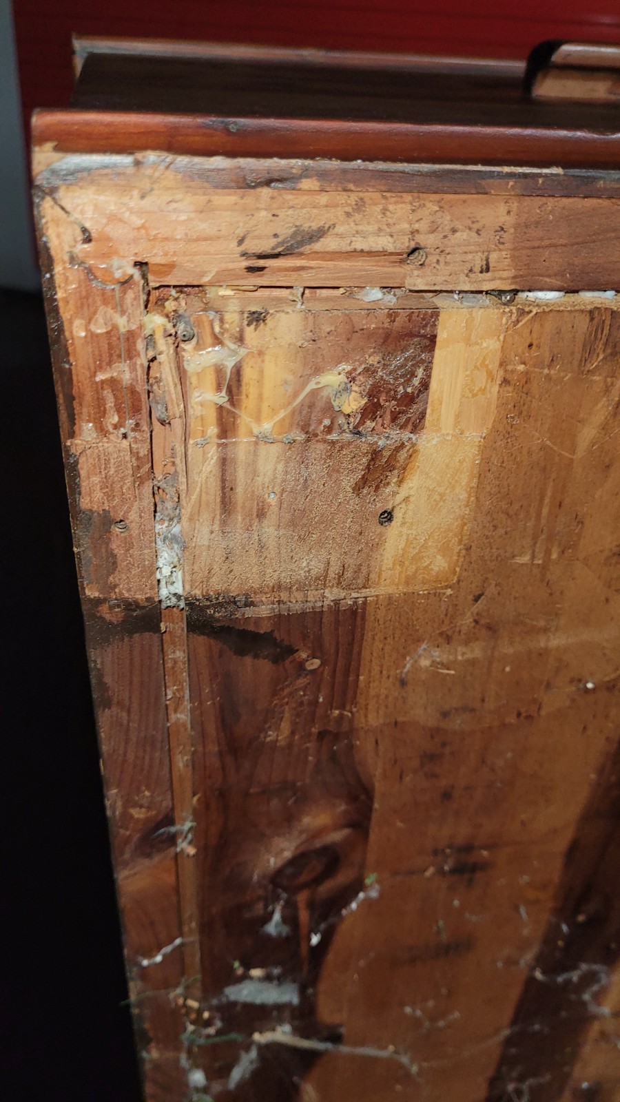 Farley & Loetscher MFG. Co. Cedar Chest, Damaged front bottom, missing feet