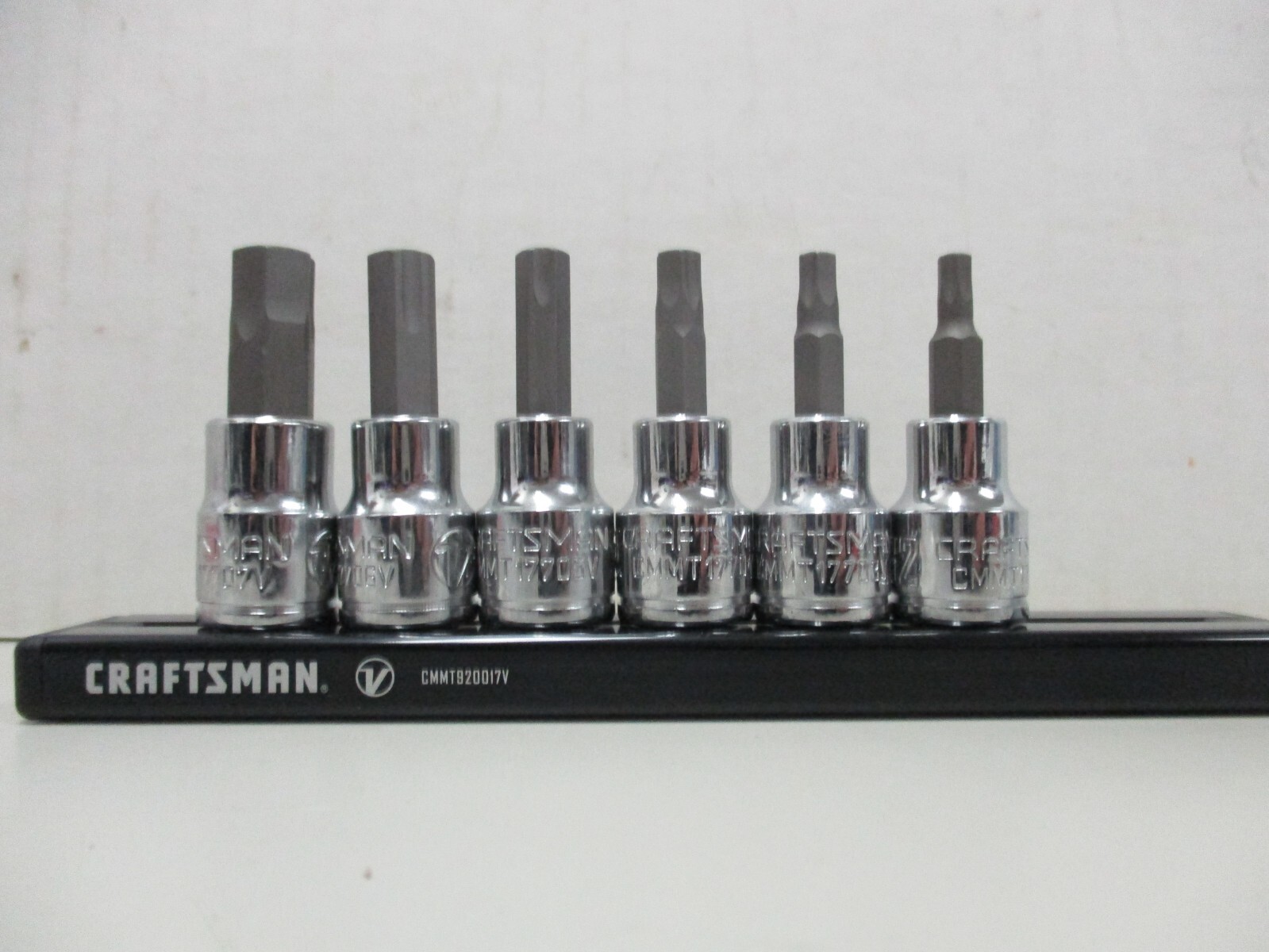 Craftsman V Series 6 pc SAE Hex Bit Socket Set on Magnetic Rail