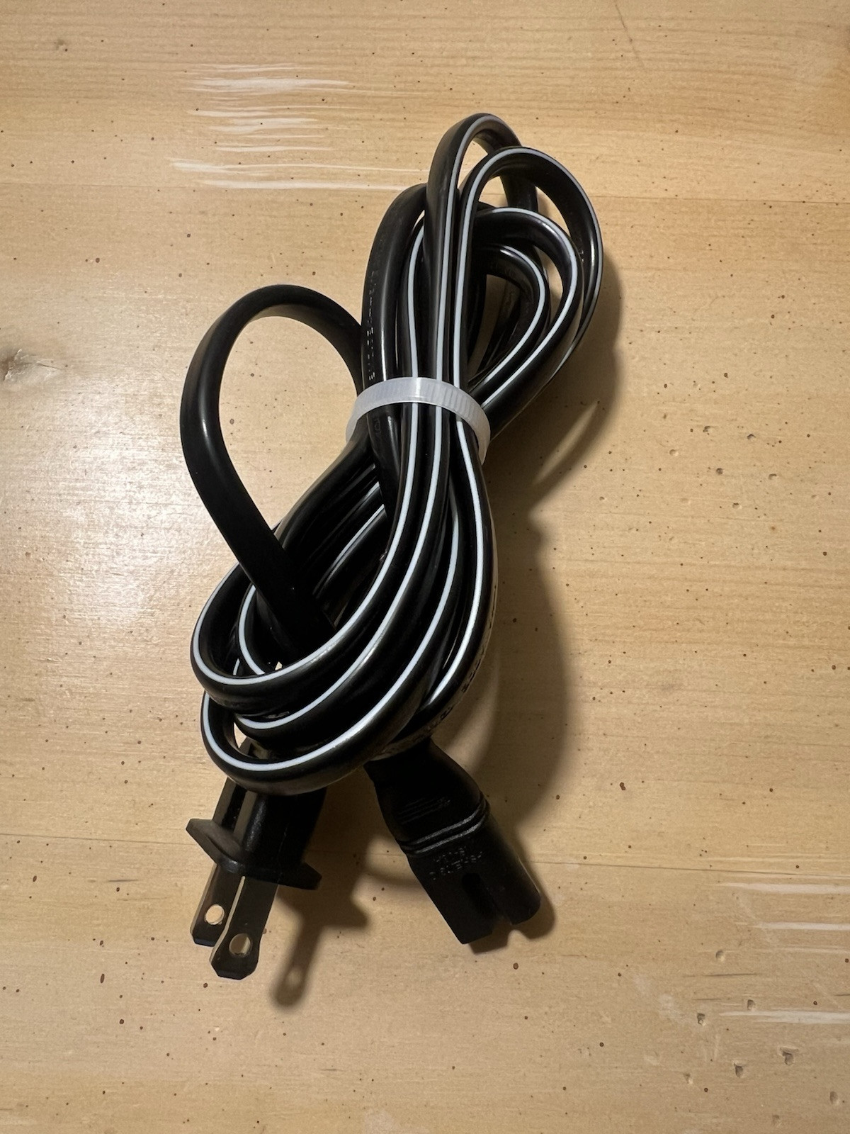 I-SHENG Adapter IS-08A 10A 125V E55943