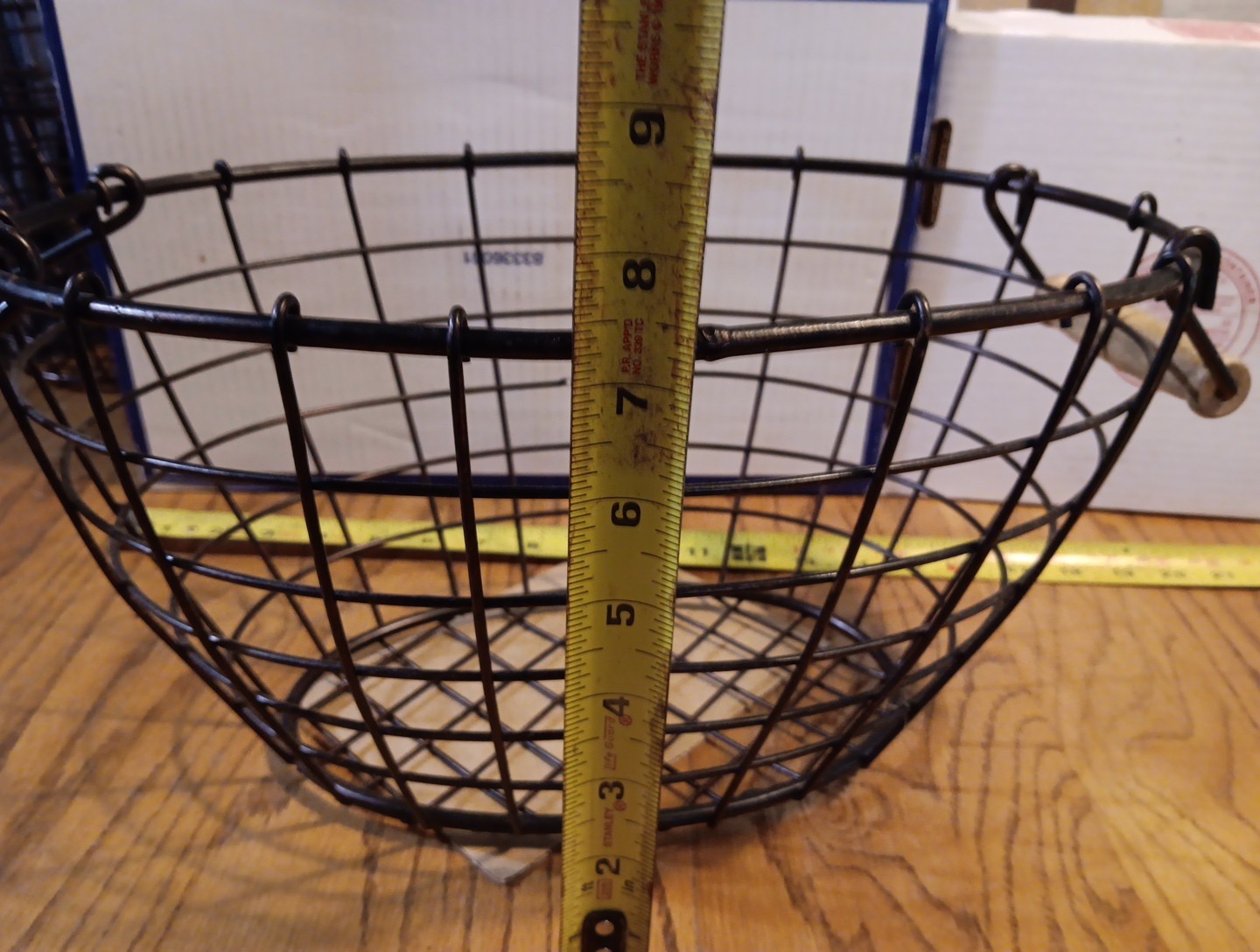 14 In X 10In Wire Basket With Wood Handles