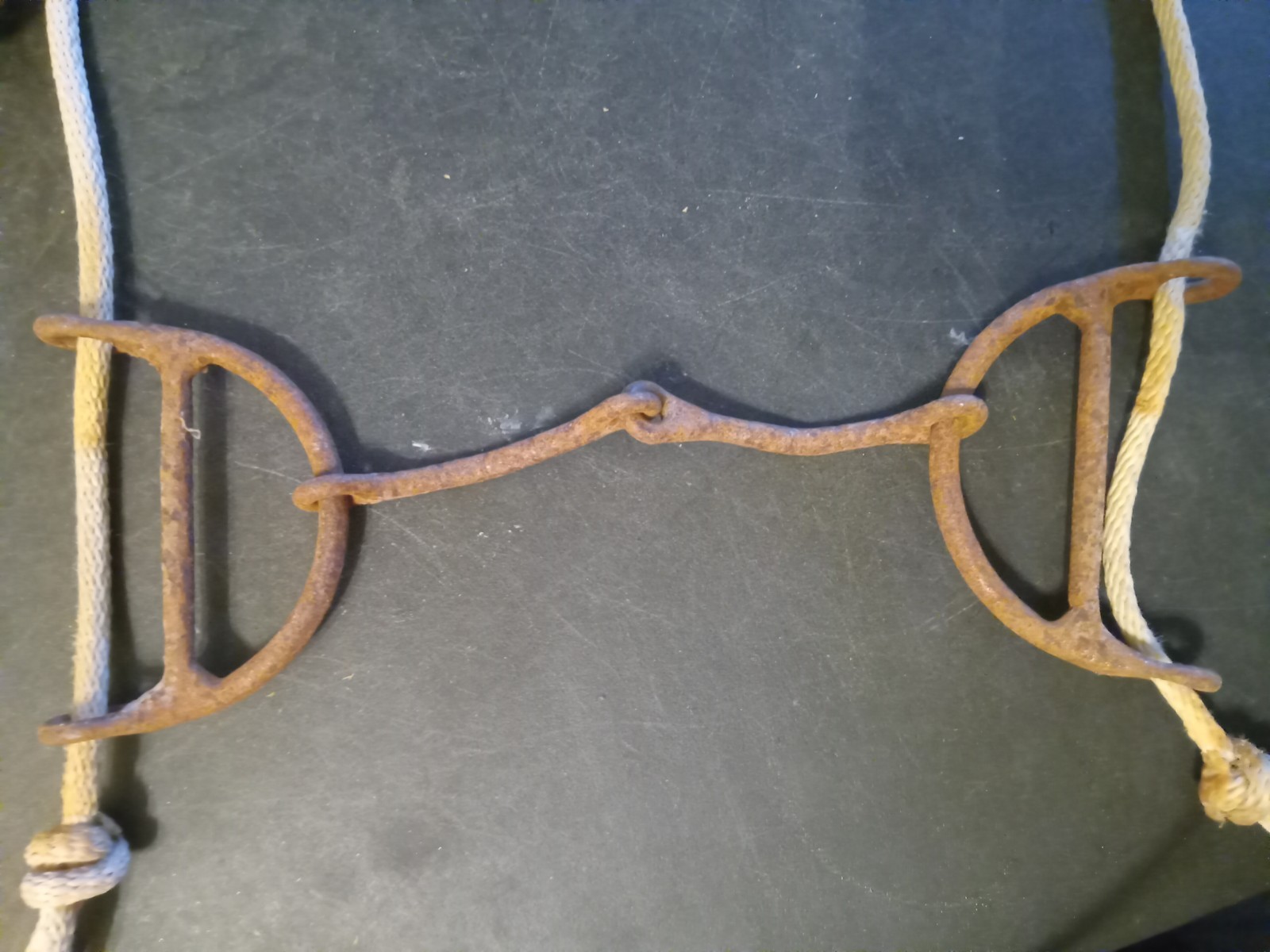 English western d ring gag bit 5 1/4 sweet iron