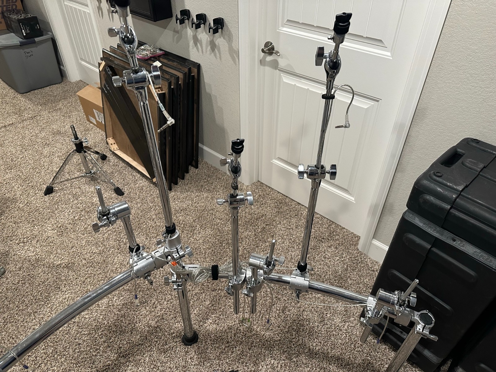 *** HUGE ROLAND TD 30 KV DRUM SET + ROAD CASES