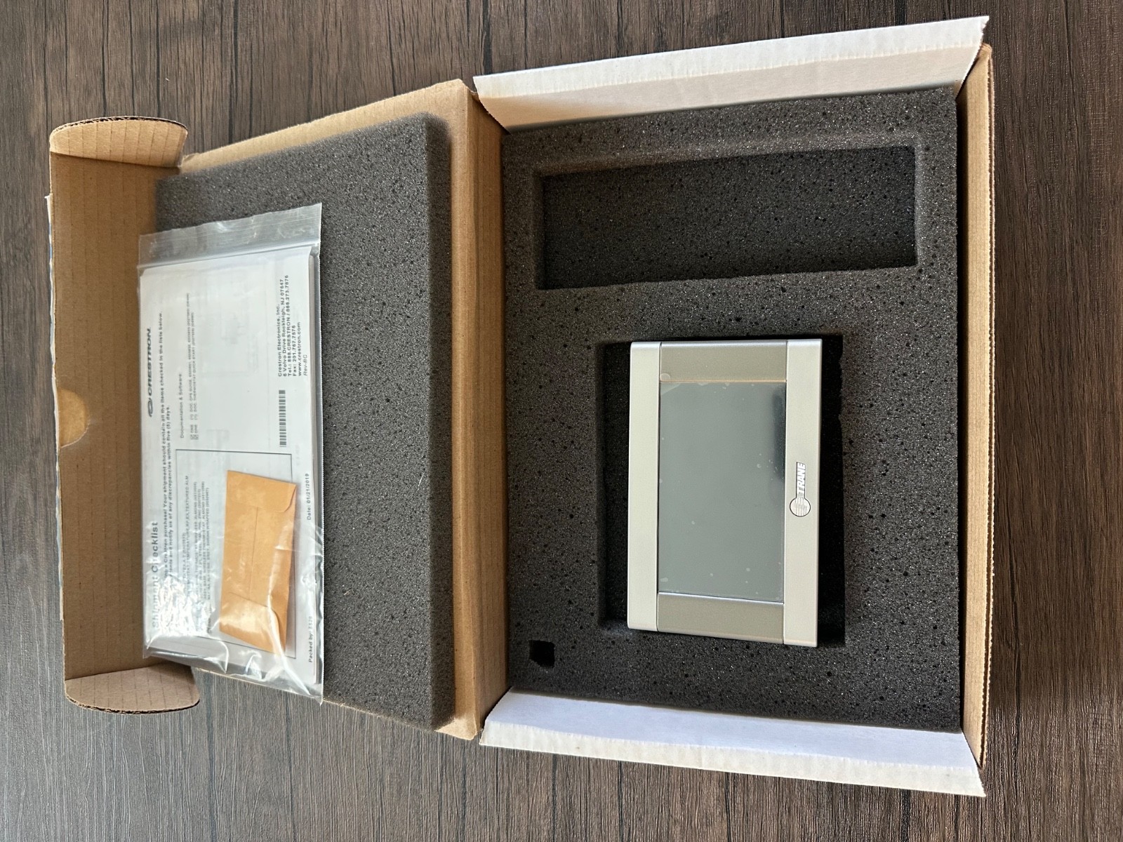 TRANE Touchscreen Thermostat TCONT824AS52DAB