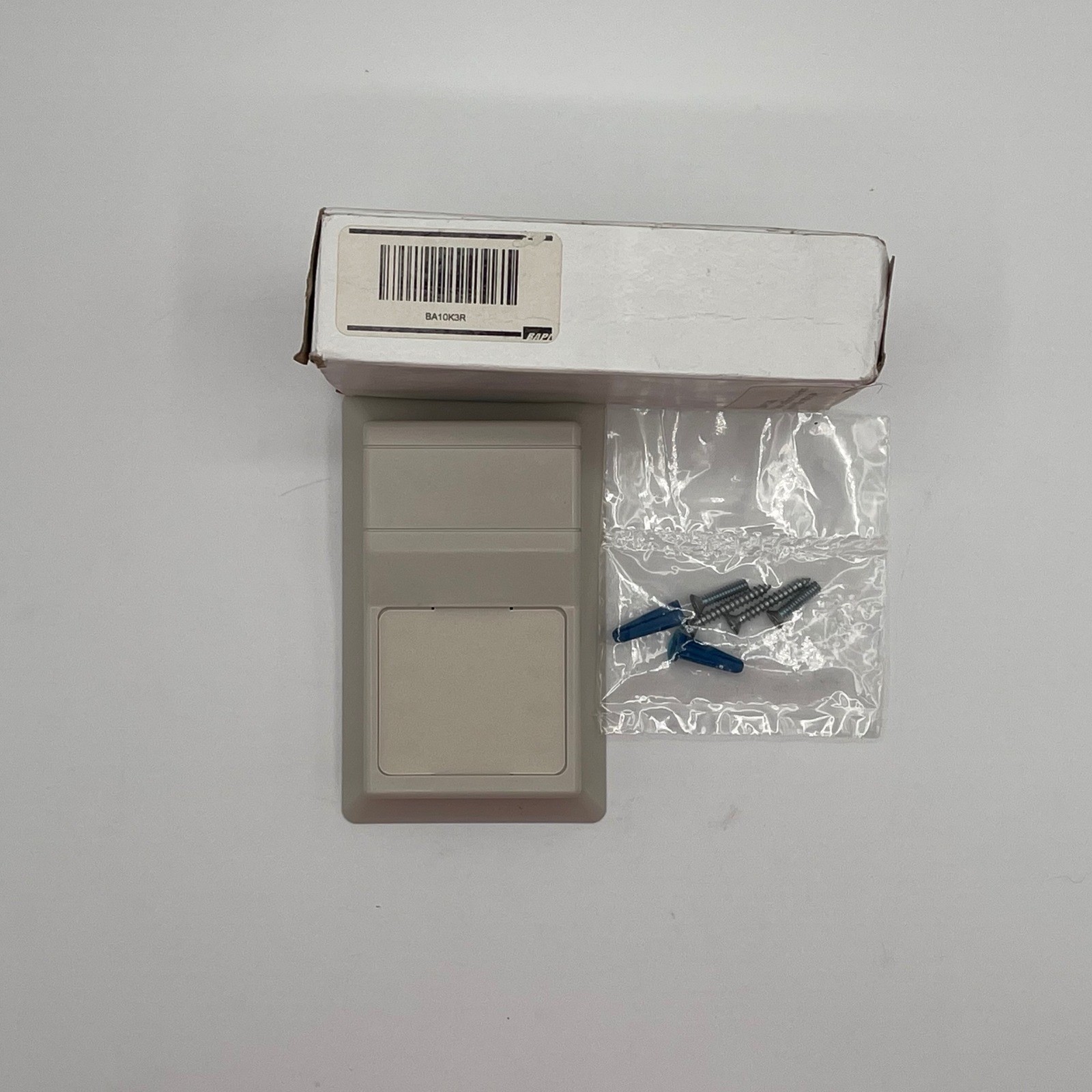 BAPI BA/10K3-R Wall Mount Thermistor 10K-3 Temperature Sensor Beige HVAC NEW