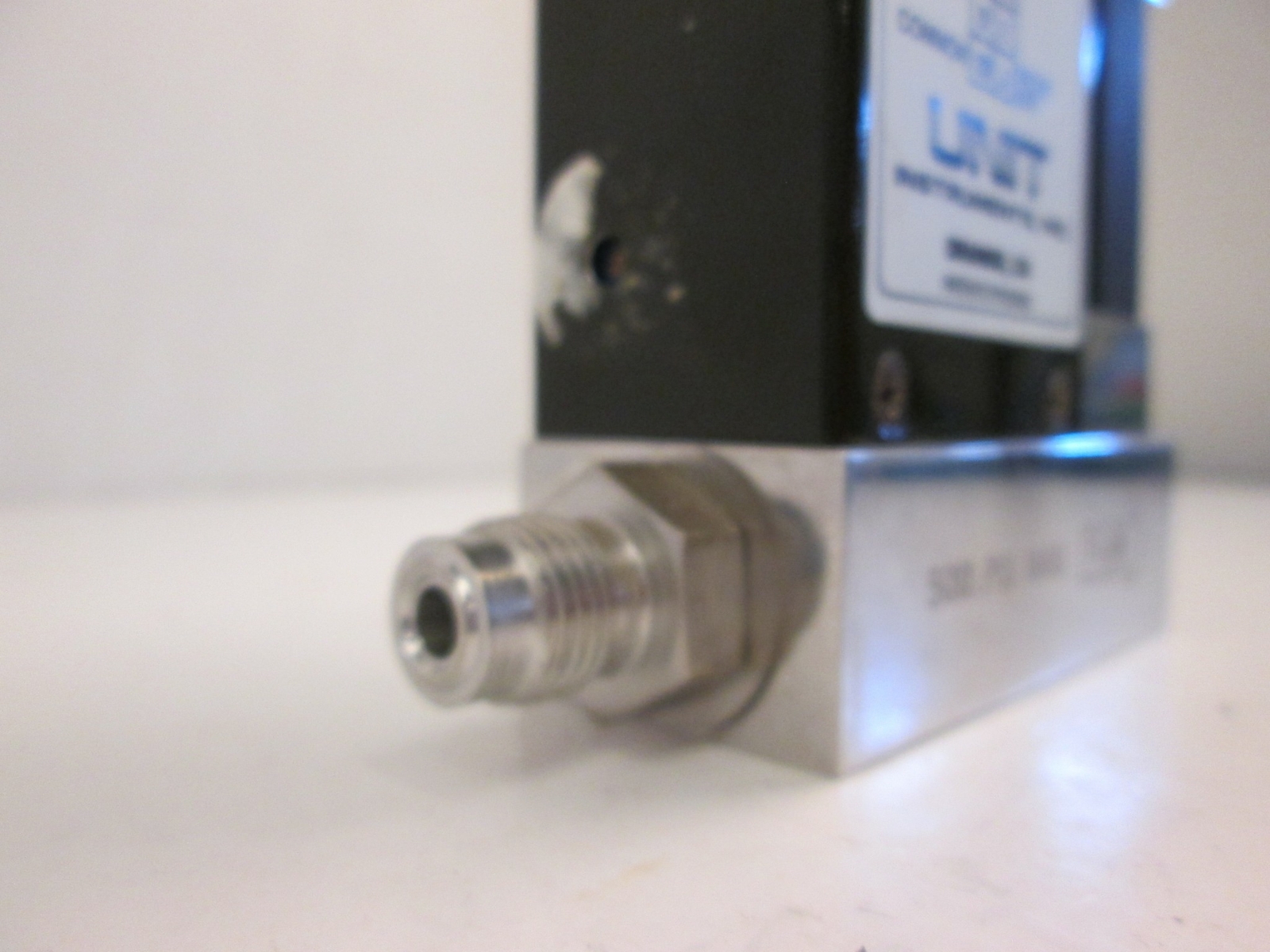 Unit UFC-1020 Mass Flow Controller MFC, N2, 20 SLM