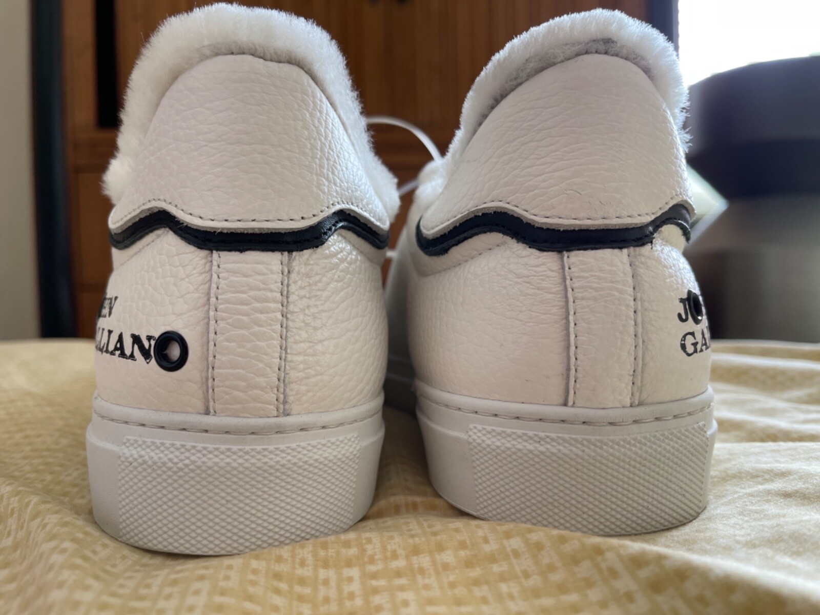 NIB JOHN GALLIANO Mens White Leather Shearling Fur Lined Sneakers US9/EU42 ITALY