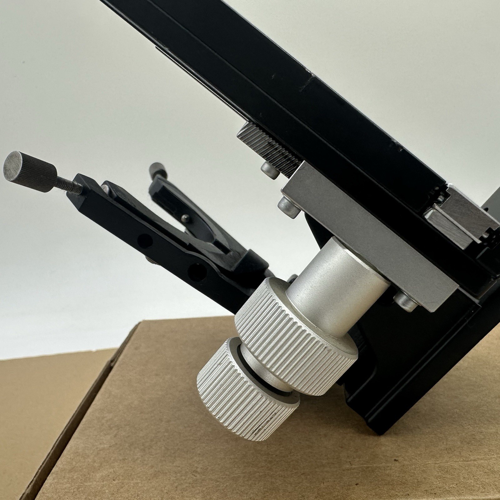 31-60-42 MECANICAL STAGE REPLACEMENT PART FOR BAUSCH LOMB BALPLAN MICROSCOPE