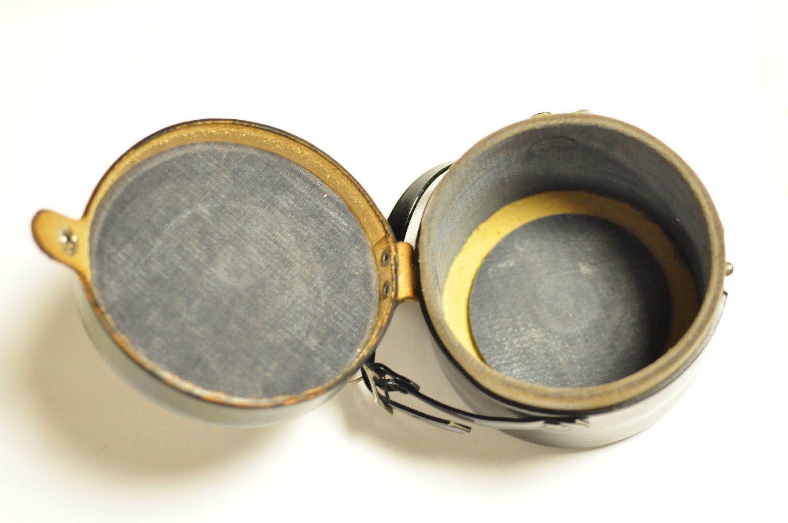 Wide mouth lens case as shown.
