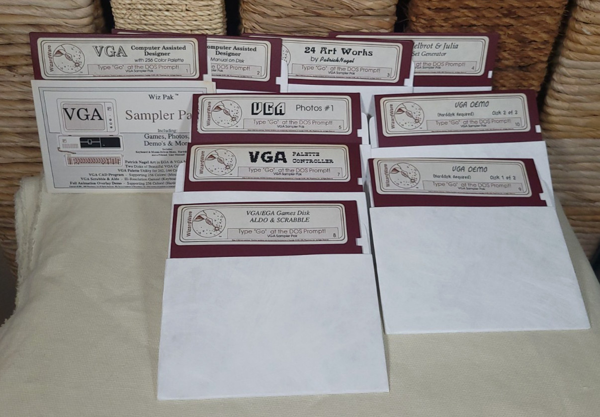 Wizardware Wiz Pak VGA Sampler Pak Lot of 9 5.25" Disks DOS Games Commodore 64