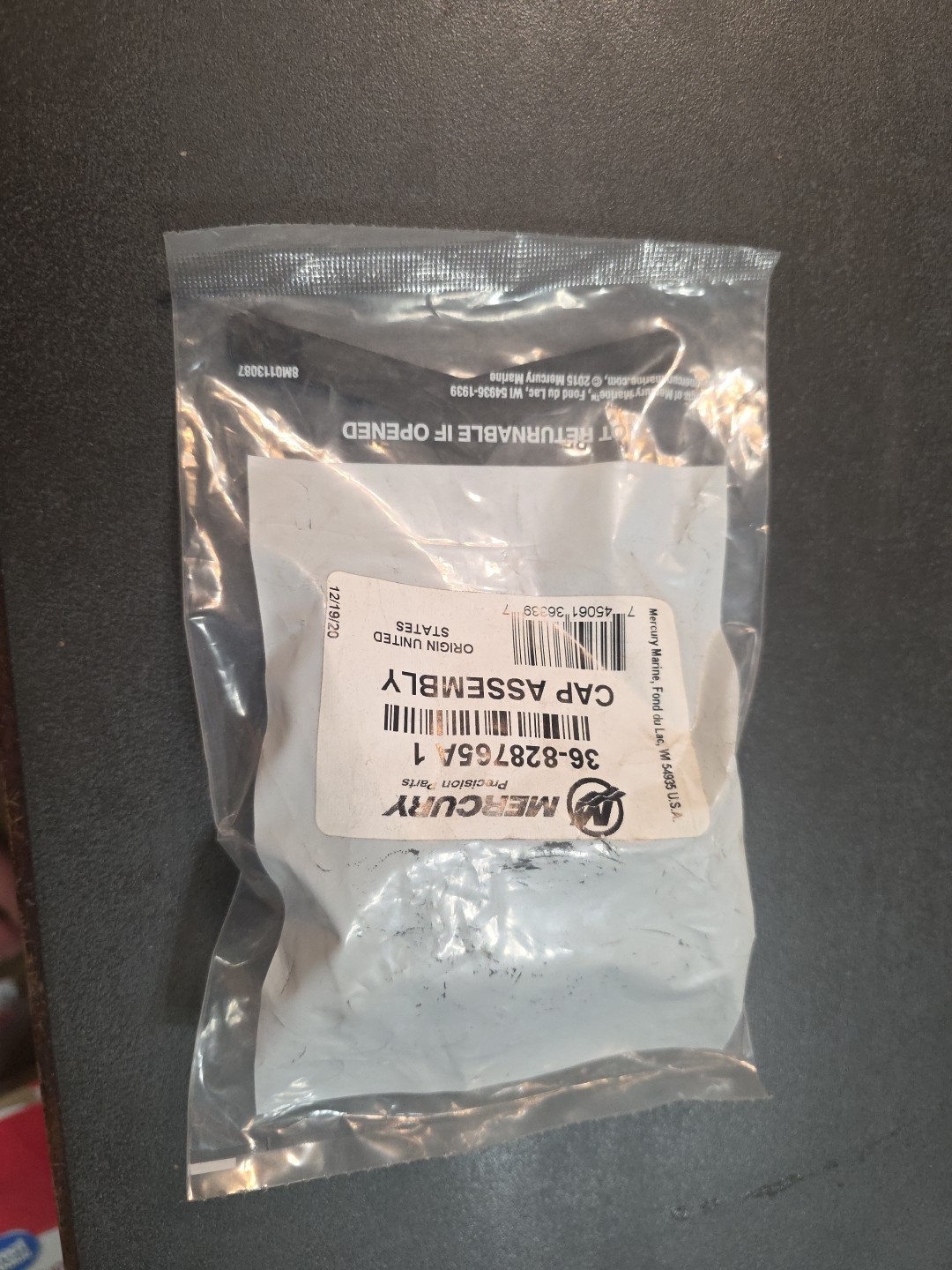 NEW OEM MERCURY QUICKSILVER 36-828765A 1 CAP ASSEMBLY