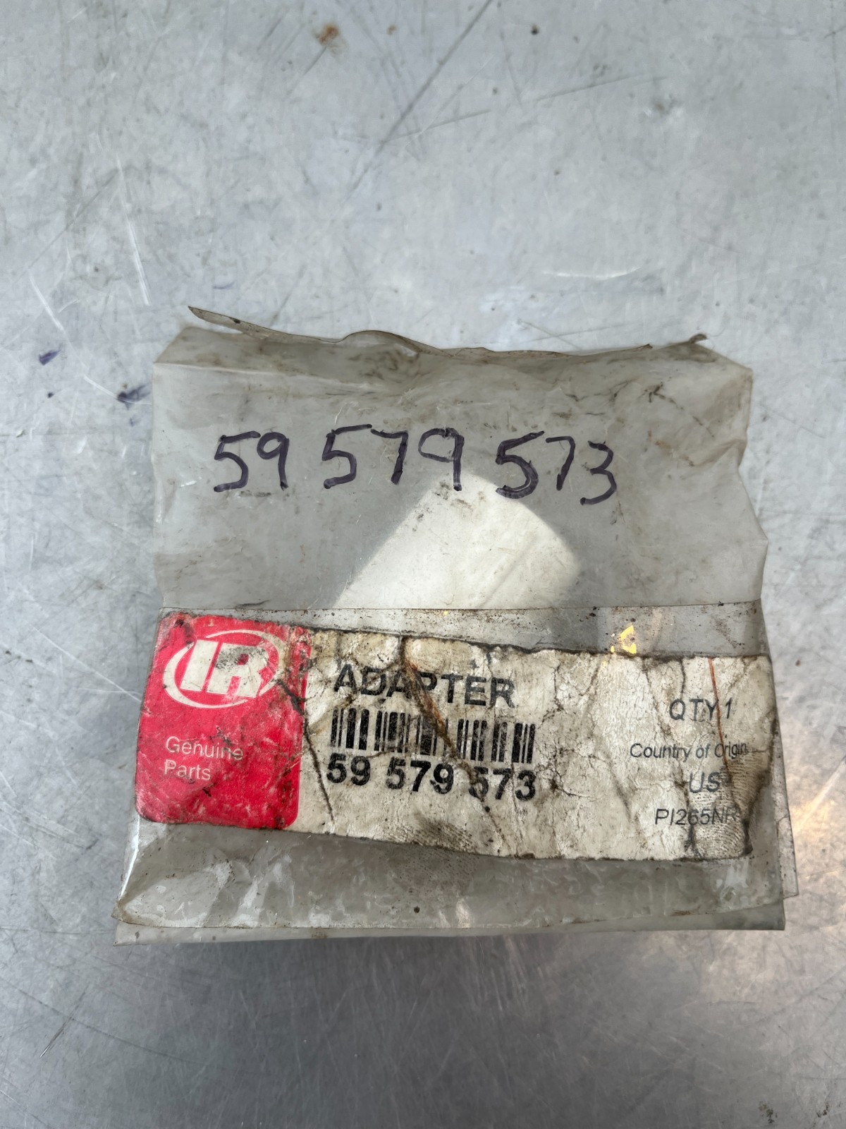 59579573  Genuine OEM  Ingersoll Rand   ADAPTER FITTING  RM59579573