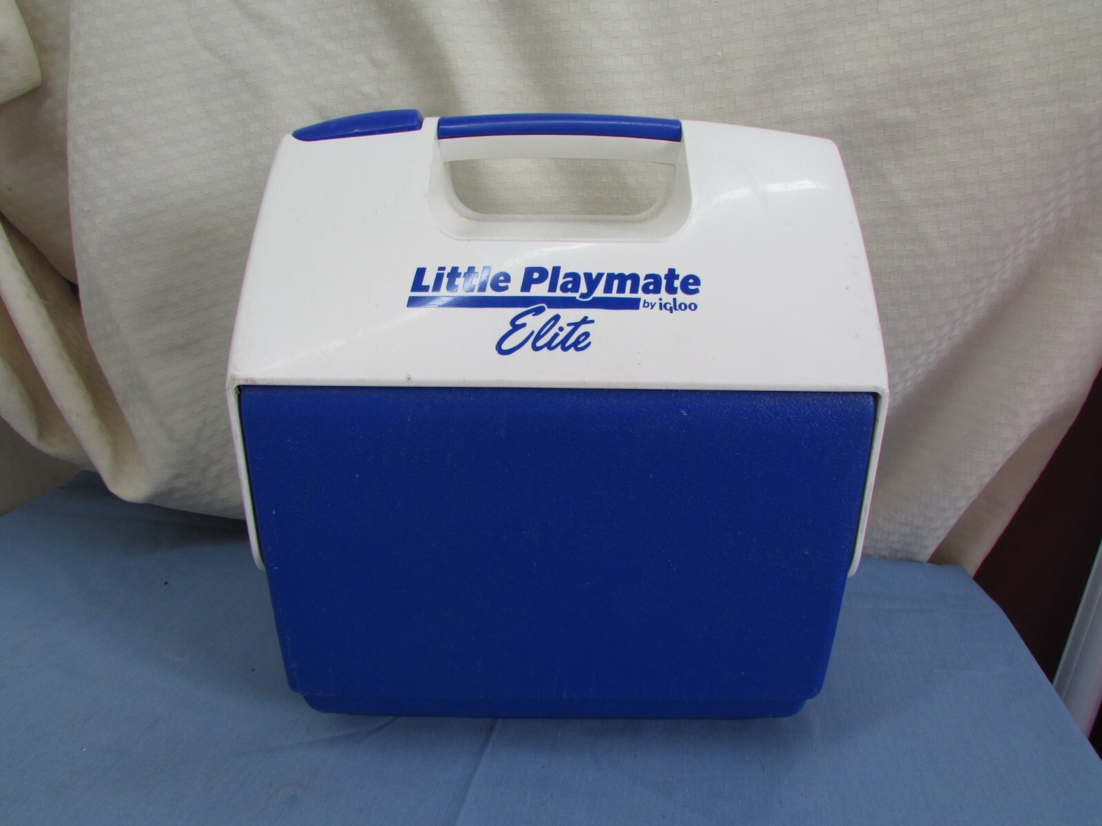 Vintage Igloo  Little Playmate Elite Blue and White Cooler