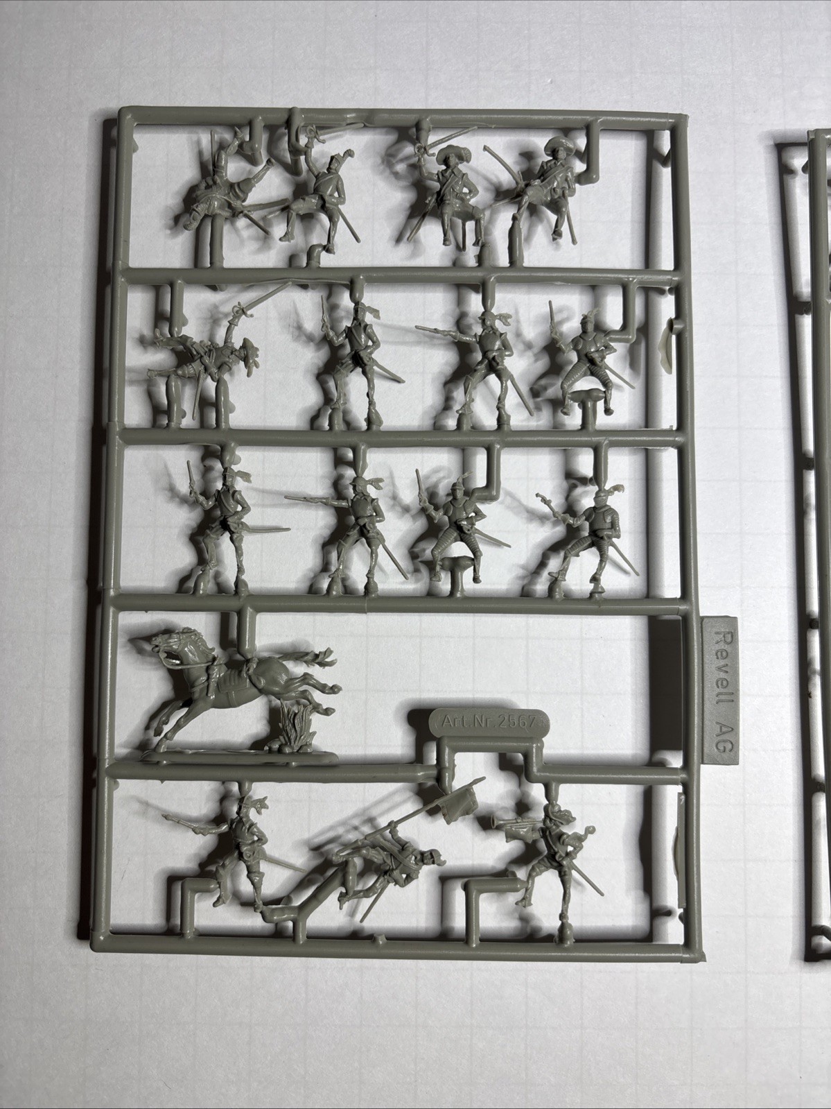 Revell # 2567 Swedish Cavalry 30 Years War 1/72 Scale Model Kit