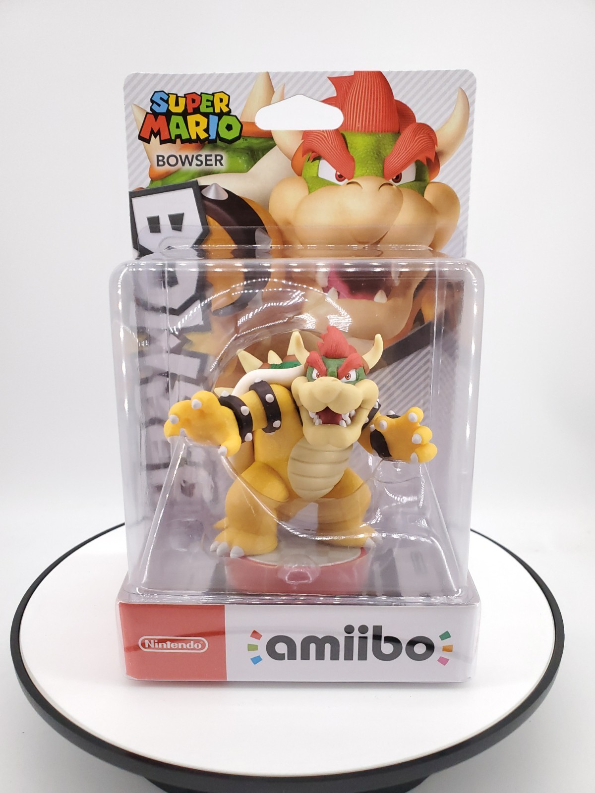 Nintendo amiibo Super Mario Bowser Figure