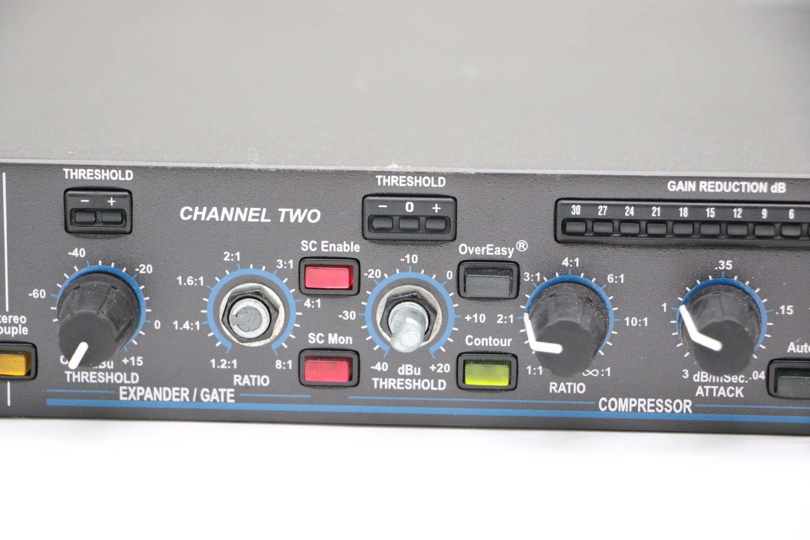 DBX Professional Products 1066 Dual-Channel Compressor DBX1066V