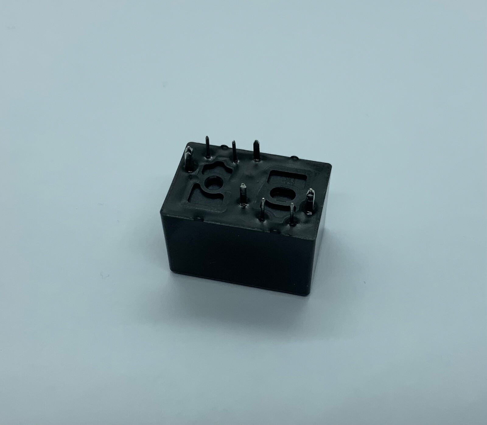 EP2-3N1S Power Relay SPDT 12VDC Silverado, Corvette Door Module Replacement Part