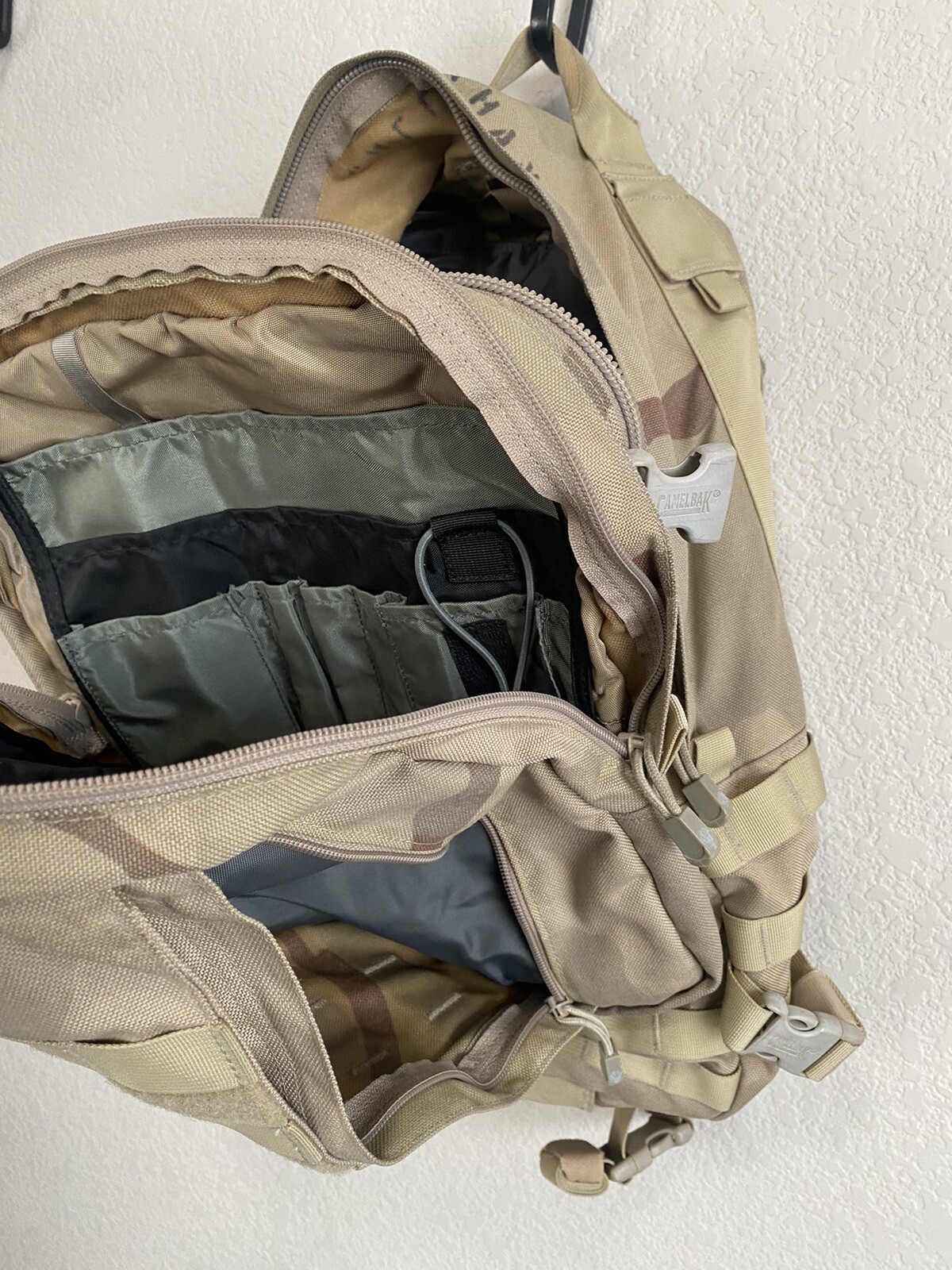 Camelbak Desert Camo Maximum Gear Motherlode 3L Hydro Backpack & New Bladder! +