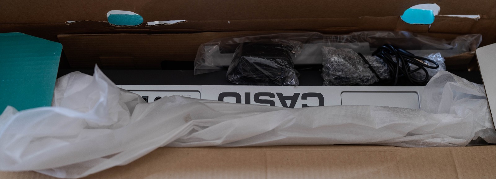 Casio CTK-593 Electronic Keyboard 61-Key Touch Response Brand New Boxed Complete