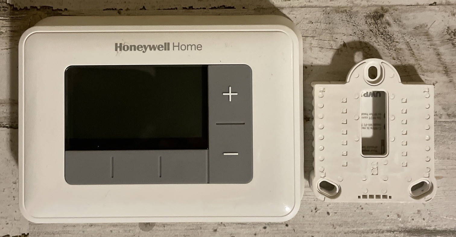 Honeywell Home RTH6360D1002 Digital Large Display Thermostat White Programmable