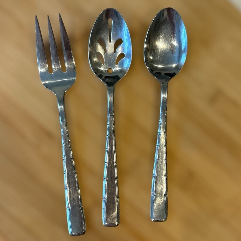 Vintage Stainless Flatware Japan Scalloped Edge Unknown Maker/Pattern 28 Pieces