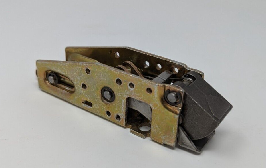 Dorma CVTOPLTCH Top Latch Assembly for 9000 Series Vertical Rod Devices