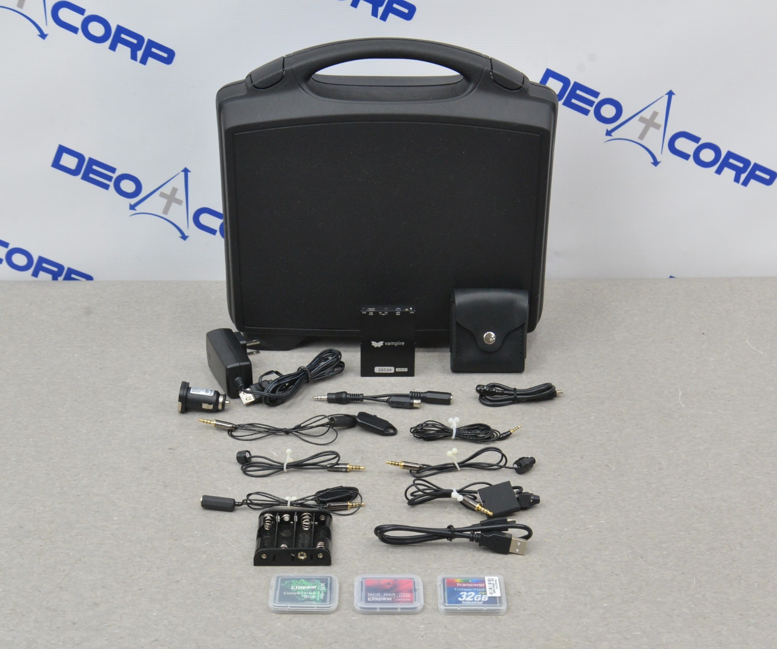 LEC Vampire Miniature Digital Video Recorder W/ Accessories & Case