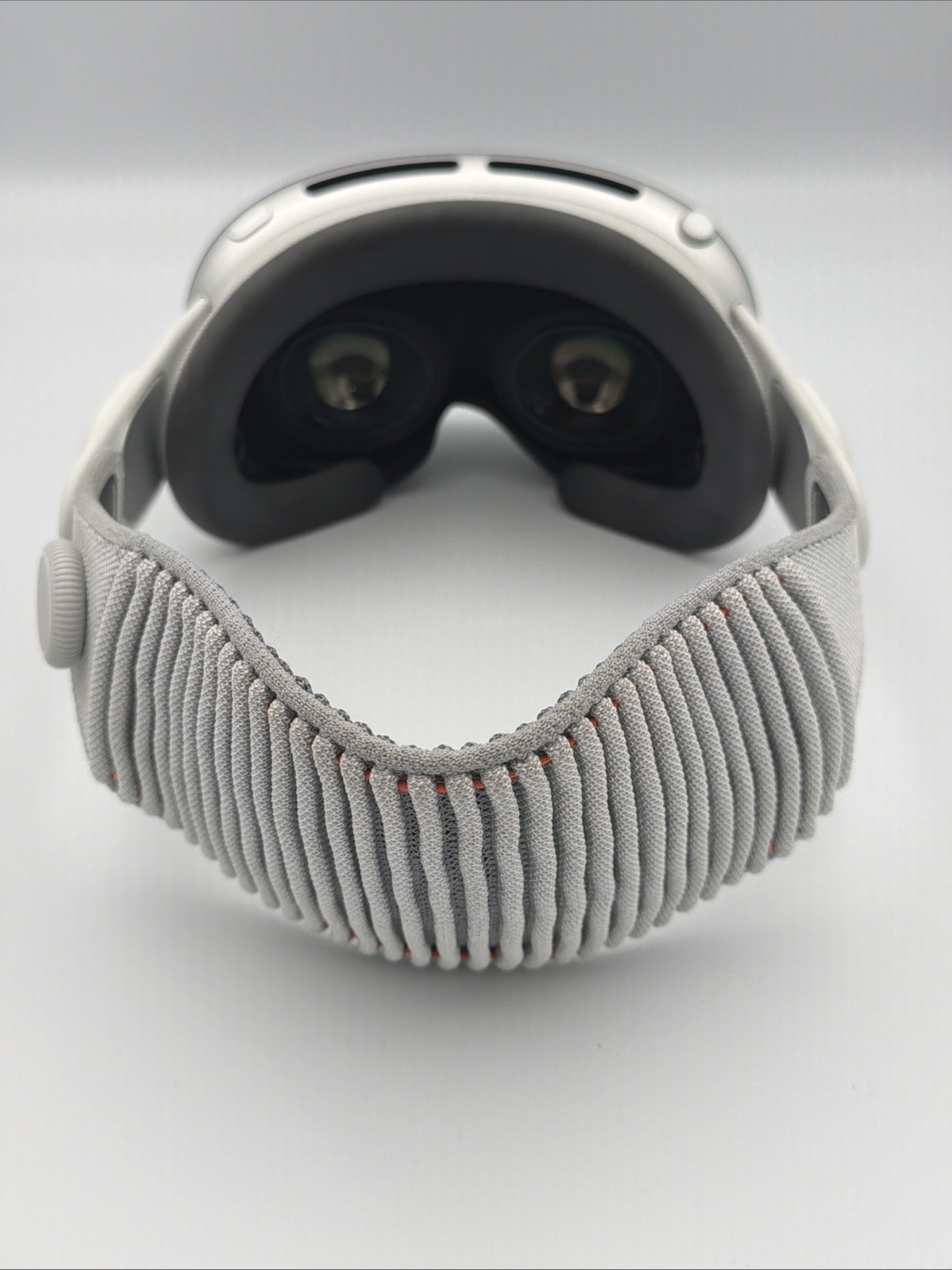 Apple Vision Pro 256GB M2 Headset MQL83LL/A
