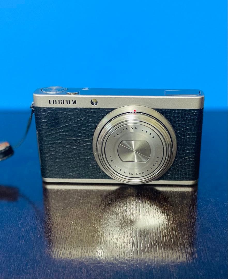 FUJIFILM Compact Digital Camera XF-1 Black